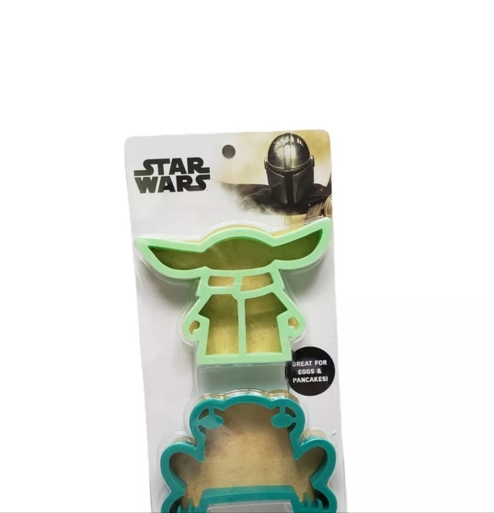 Disney Star Wars The Mandalorian Breakfast Egg Pancake Molds Set of 2 NEW